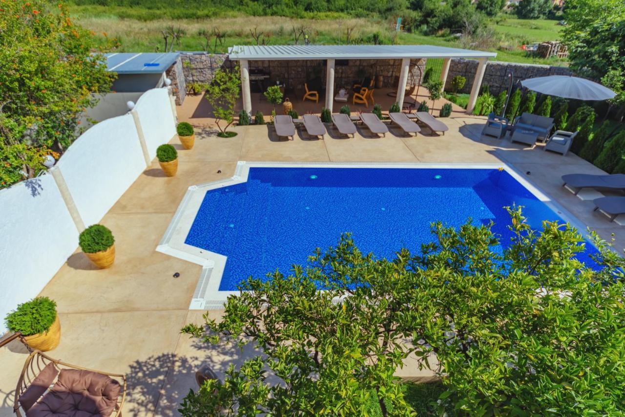 Lux Villa Princess Bar Exterior foto