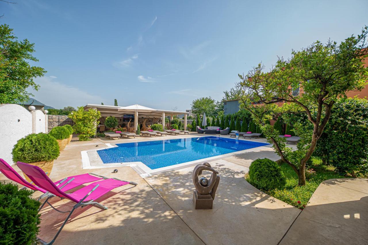 Lux Villa Princess Bar Exterior foto